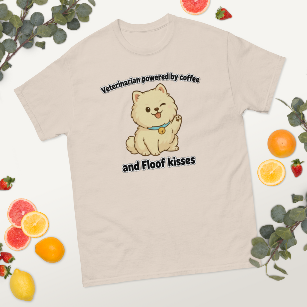 Klassisches Unisex-T-Shirt • „Tierarzt, angetrieben von Kaffee und Flauschküssen“